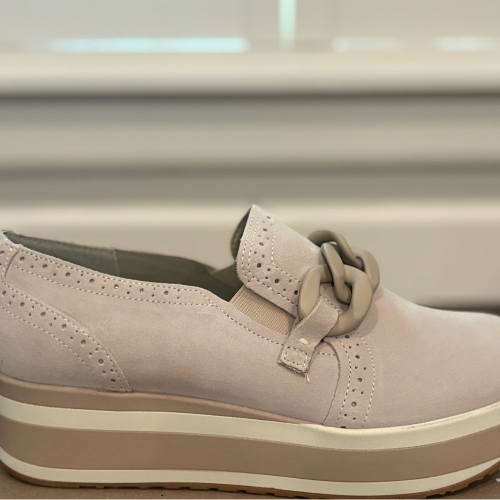 Women's Cream Platform Sneaker